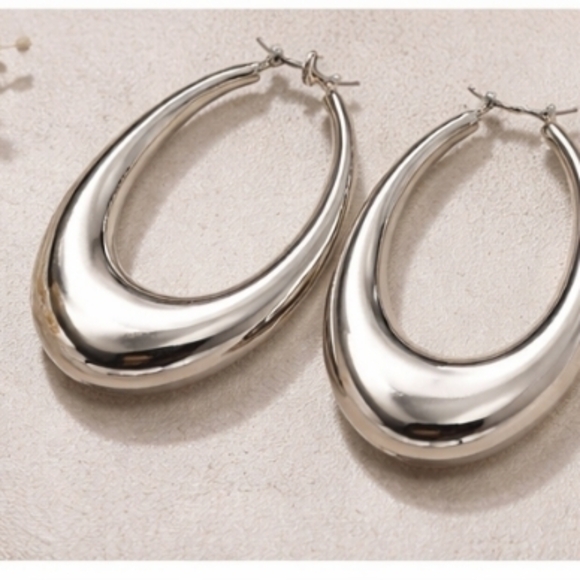 Simply Vera Vera Wang Shiny Silver Teardrop Earrings - Picture 2 of 6